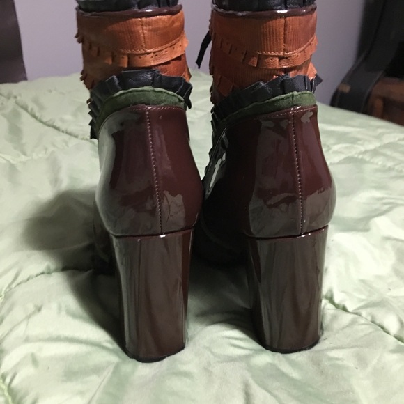 Kron by Kronkron lace up, chunky heel shoe - Picture 2 of 8